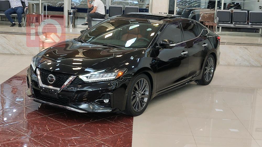 Nissan Maxima